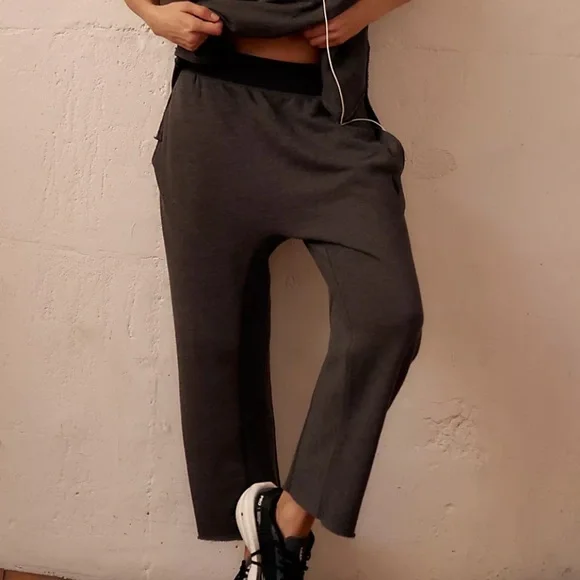 Free people movement Womens one to beat crop sweatpants S - Picture 1 of 10